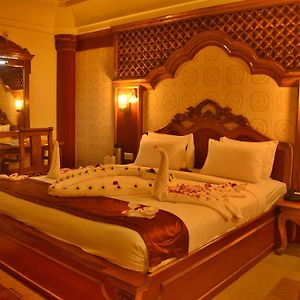 Lucky India Royal Heritage